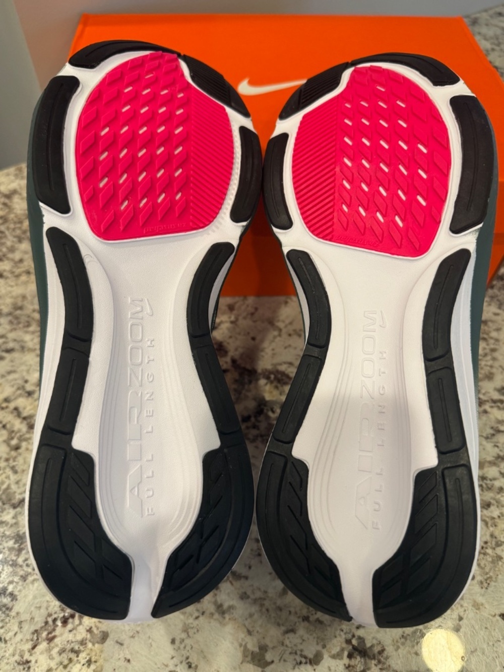 Men’s Nike Pegasus 42 - Picture 3 of 5